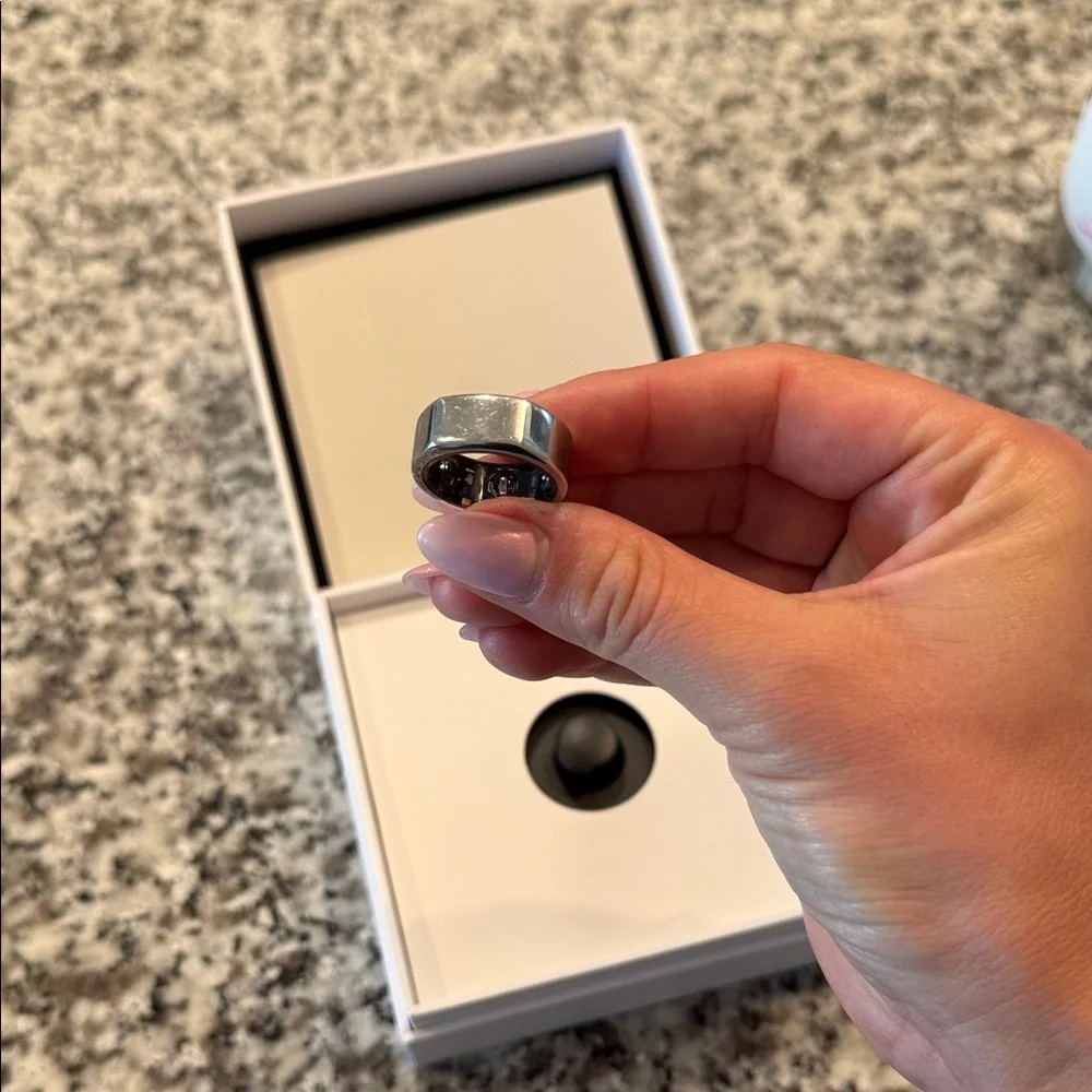 Oura silver Ring with all original packaging size 6